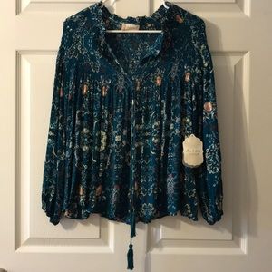 Emerald Floral Flowy Blouse